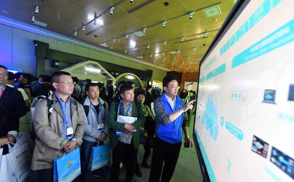 平板PK投影:零售商務會議顯示的新戰(zhàn)爭